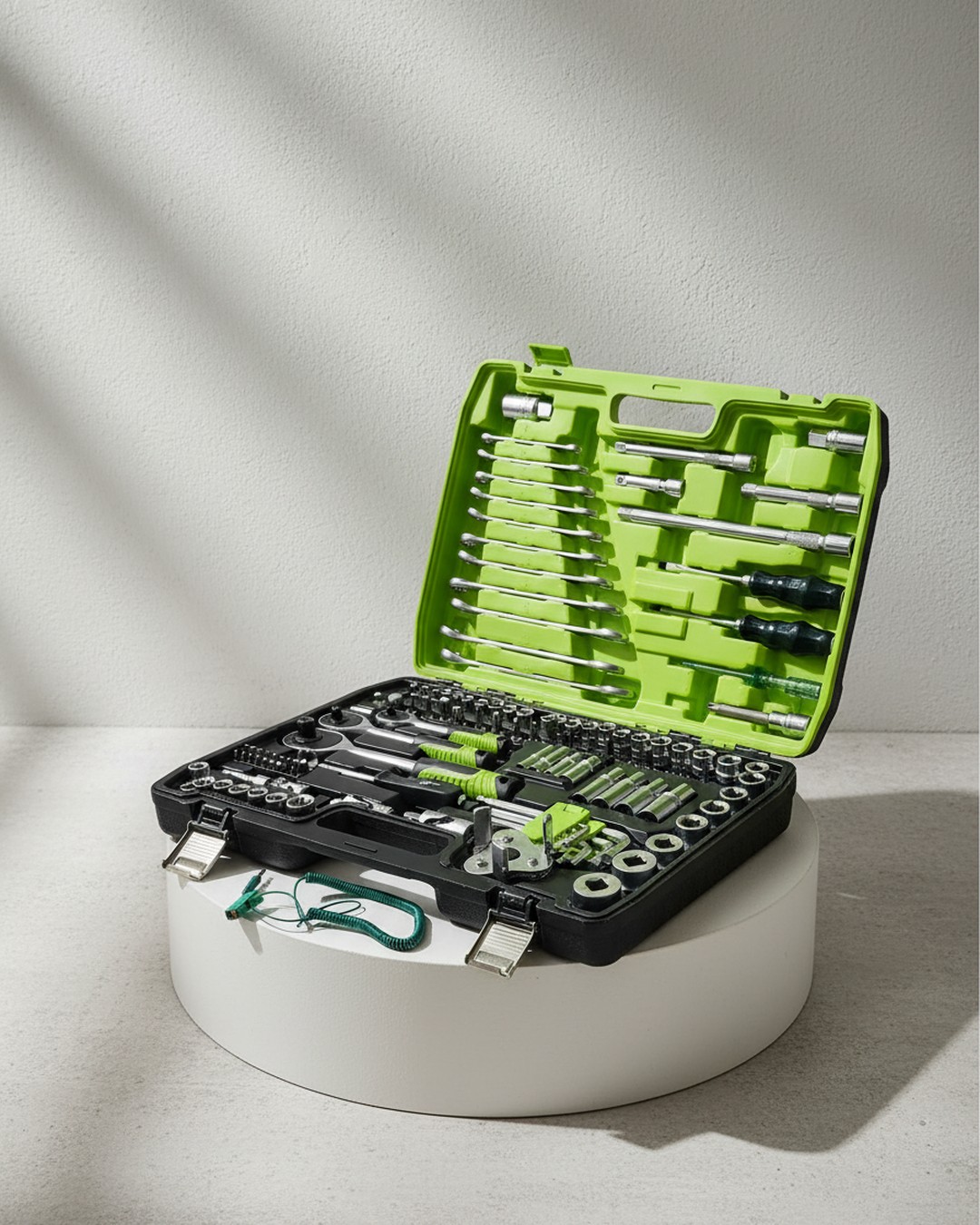 Llave de Tubo 121 Piezas